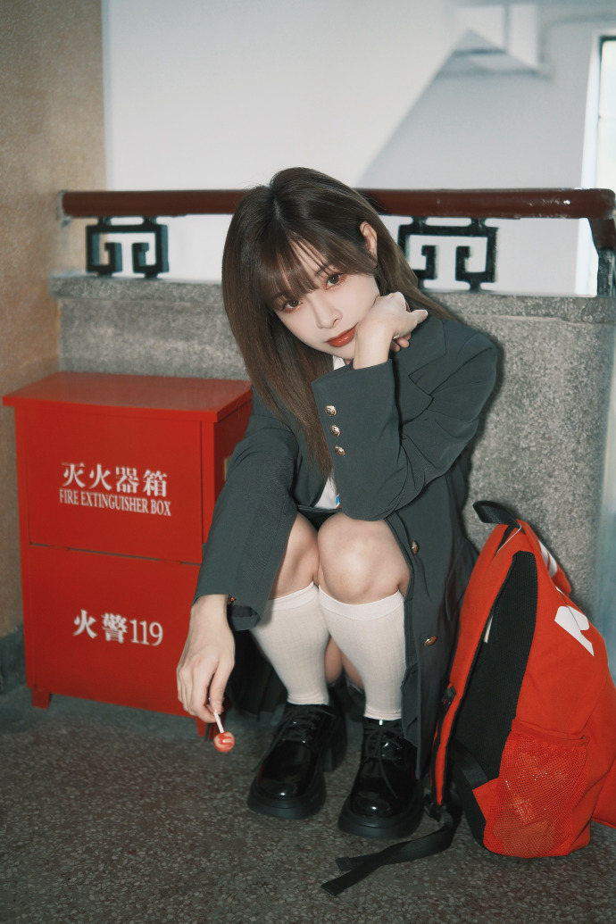 破·地狱 封面