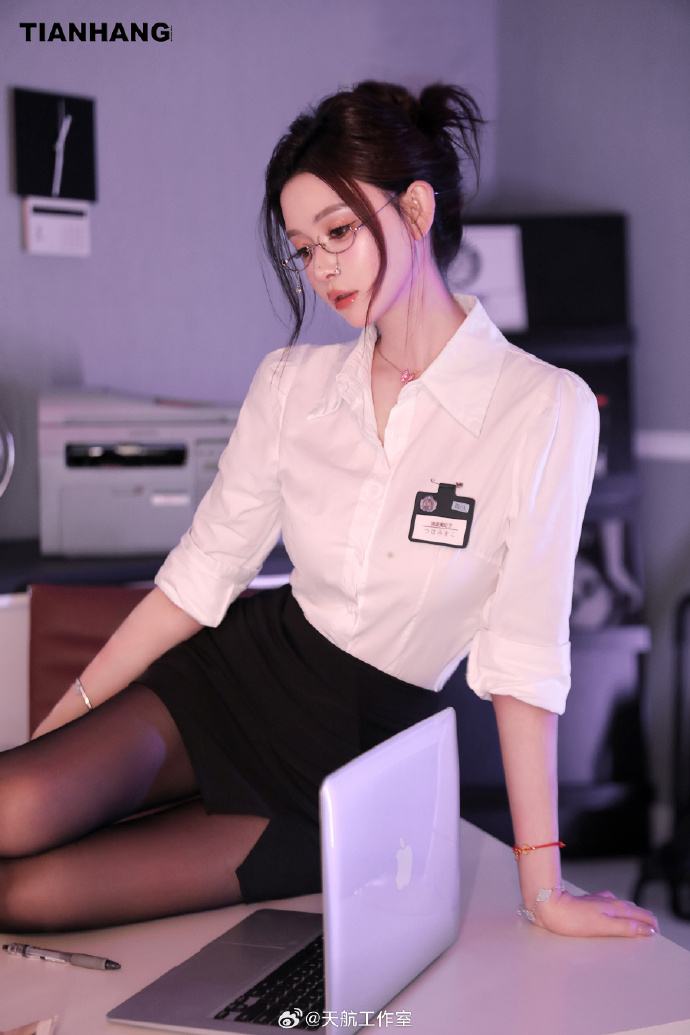 指环王2：双塔奇兵 封面