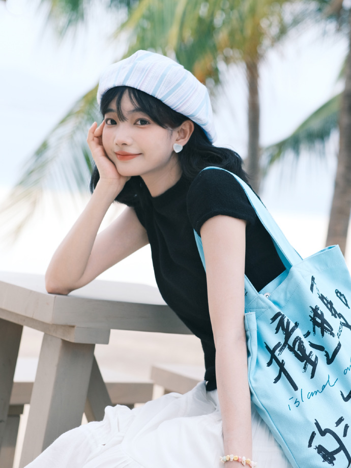 后窗 封面