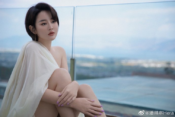 曲裂 封面